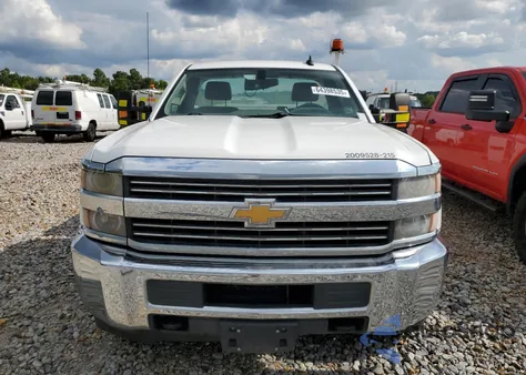 2015 Chevrolet Silverado C3500 z USA, uszkodzony, nr VIN 1GB3CYCG0FZ549556